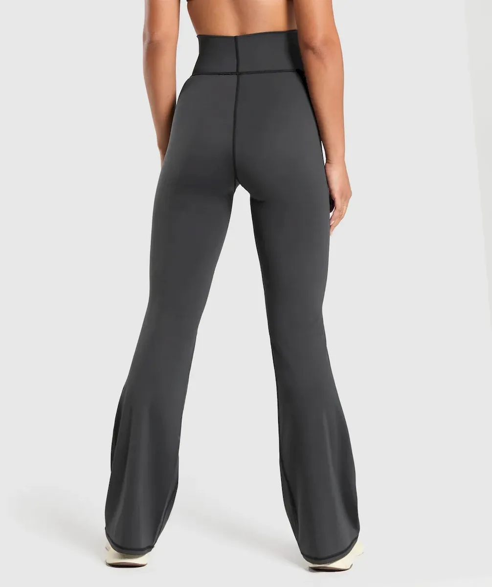 Elevate Flared Leggings 2.0 - Image 2