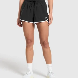 Training Contrast Loose Shorts 2.5"
