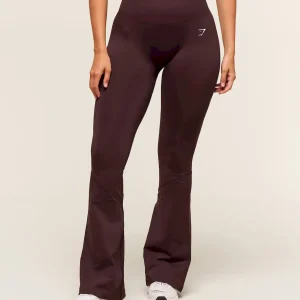 Everyday Seamless Flared Legging