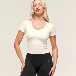 Everyday Seamless Tight Fit Crew Neck Tee