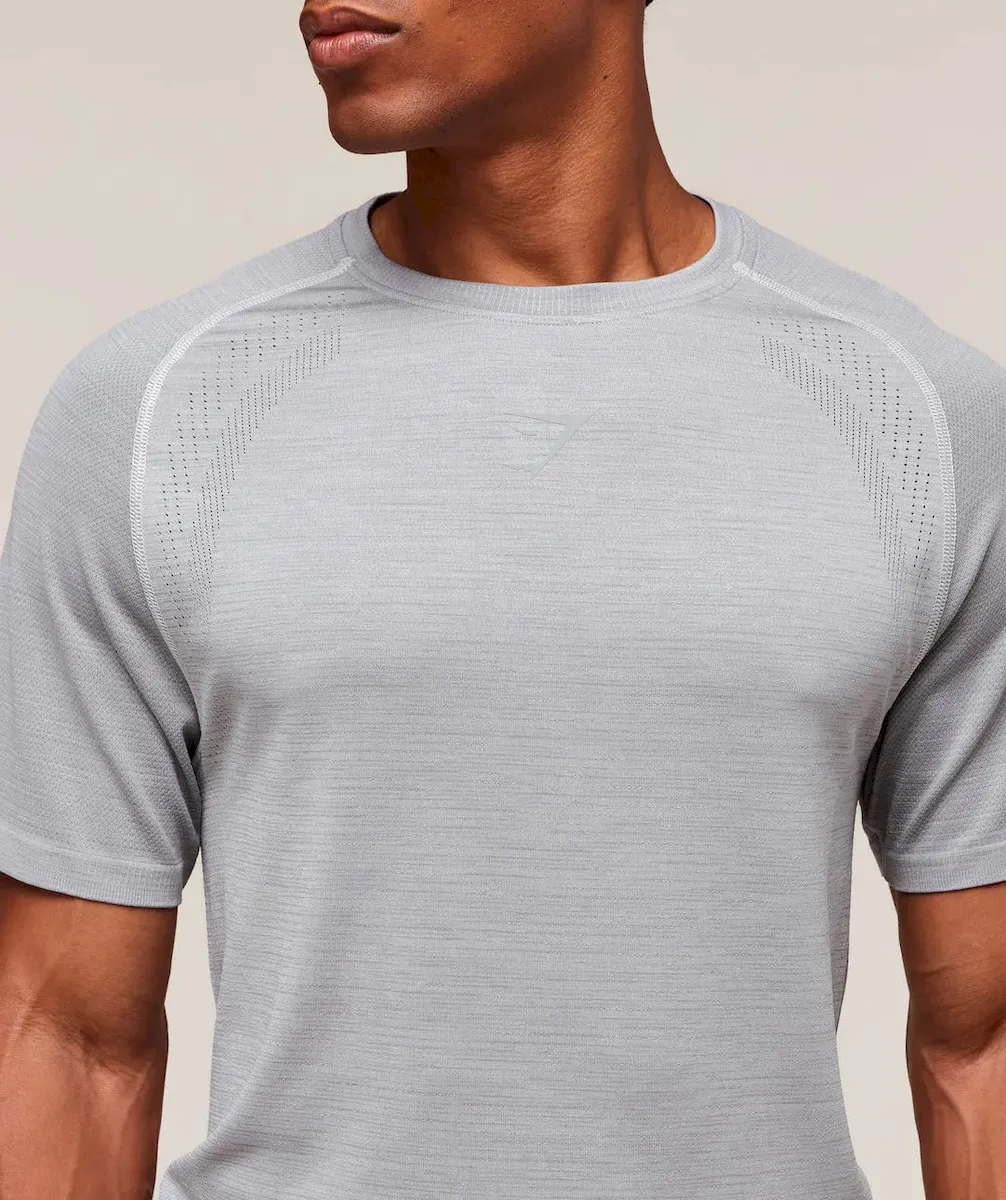 Versatile Seamless T-Shirt - Image 4