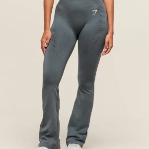 Vital Soft Flared Legging